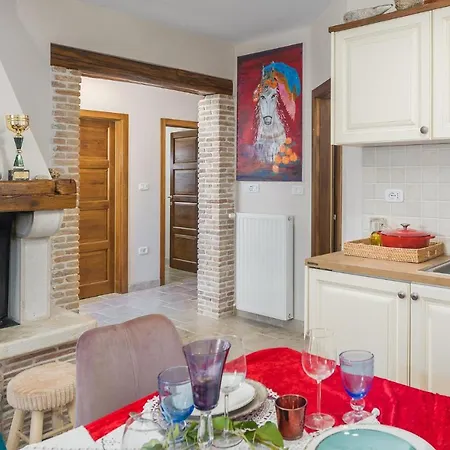 Amazing In With Kitchen *